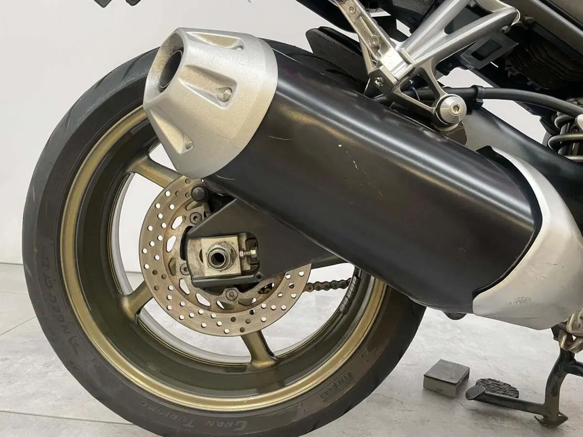 Yamaha FZ1 (2006 - 16) (3)