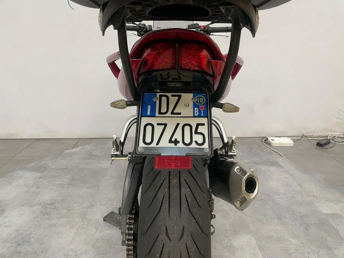 Yamaha FZ1 (2006 - 16) (7)