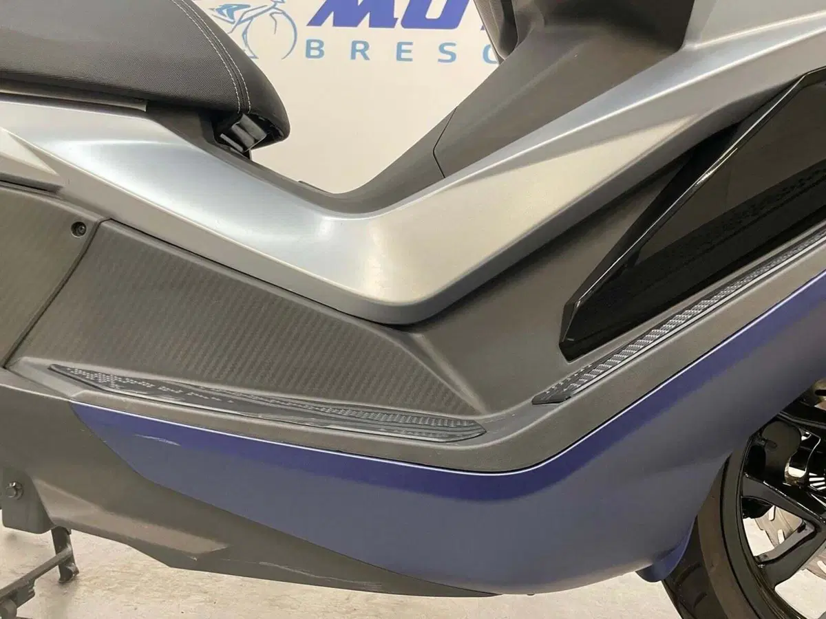 Sym Cruisym 300 (2021 - 24) (10)