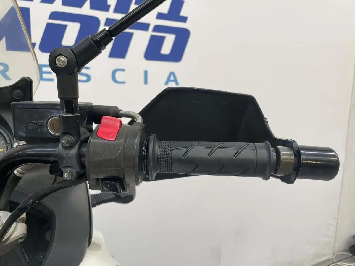 Suzuki V-Strom 650 ABS (2011 - 17) (9)