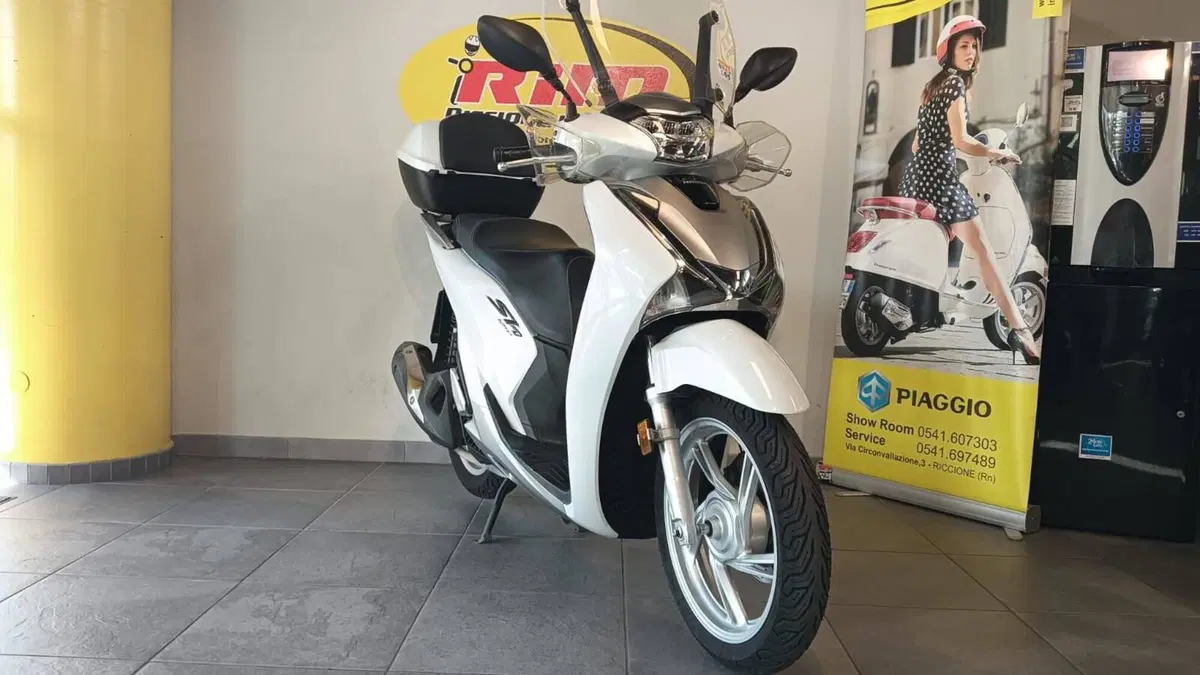 Honda SH 125i (2017 - 19) (3)