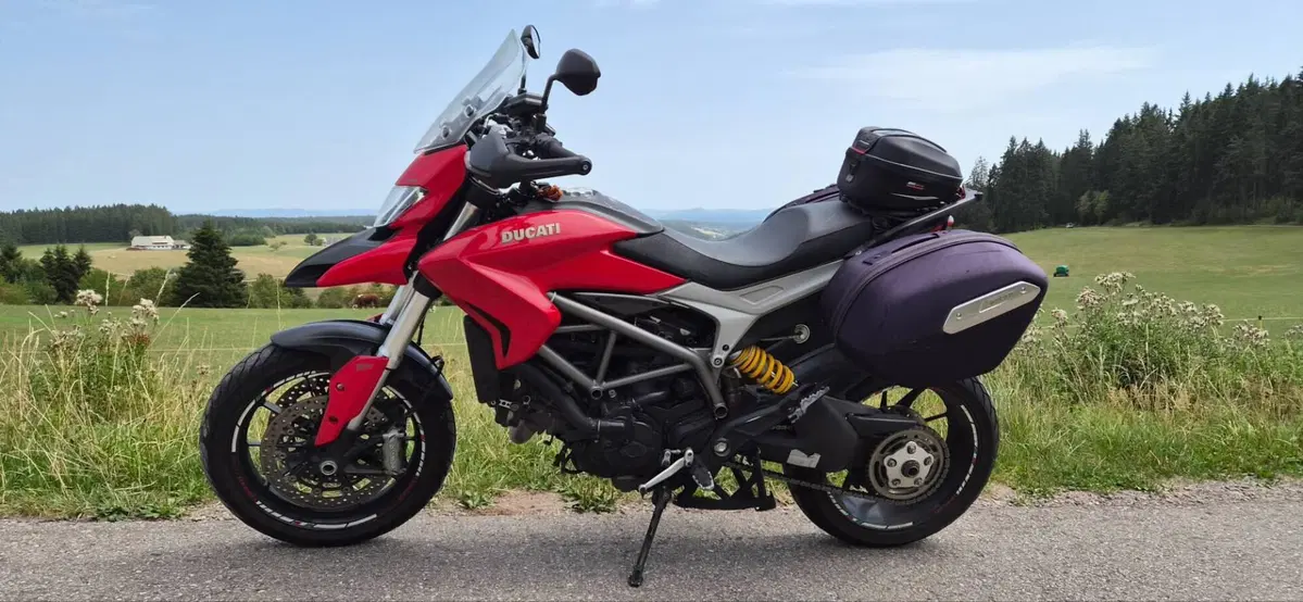 Ducati Hyperstrada 821 (2013 - 15) (6)