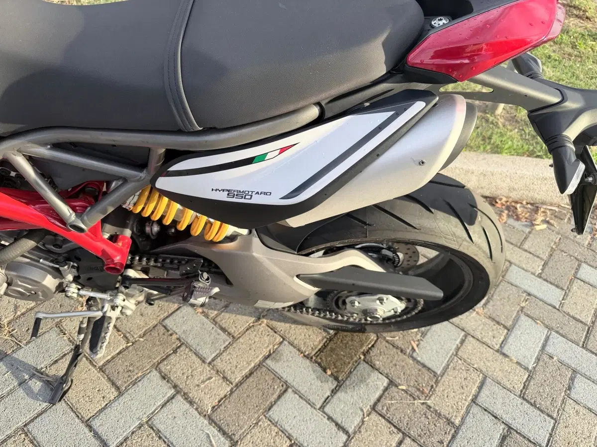 Ducati Hypermotard 950 (2019 - 20) (4)