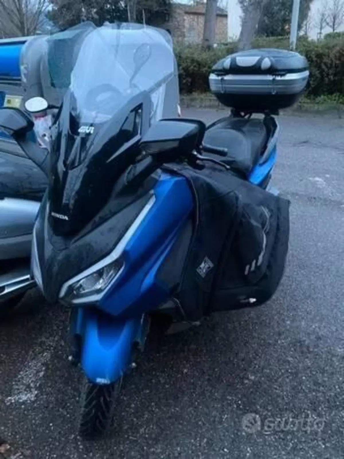 Honda Forza 350 (2022 - 24) (3)