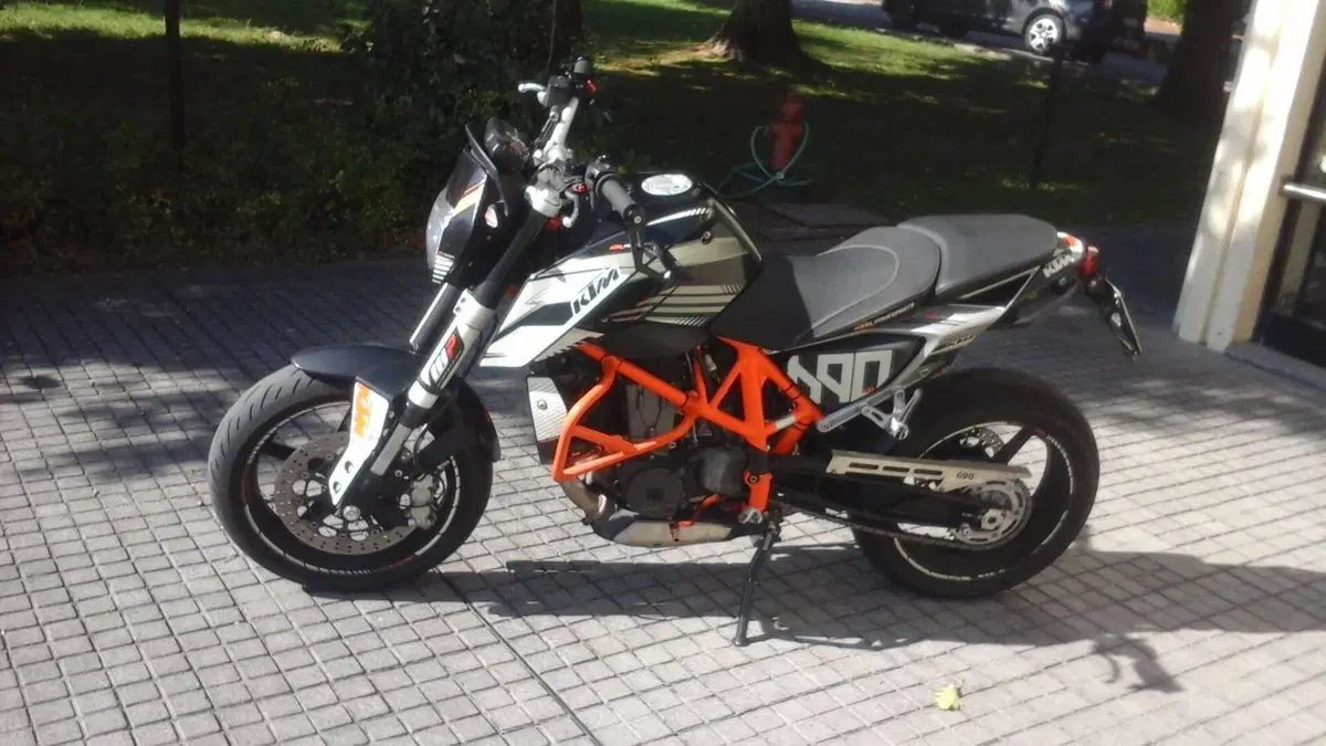 KTM 690 Duke (2012 - 16) (2)