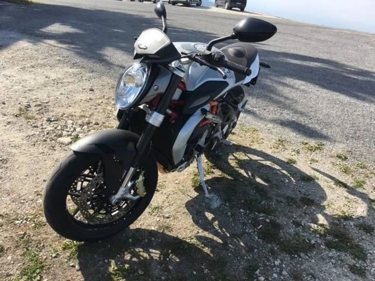 MV Agusta Brutale 800 EAS ABS (2012 - 15) (2)