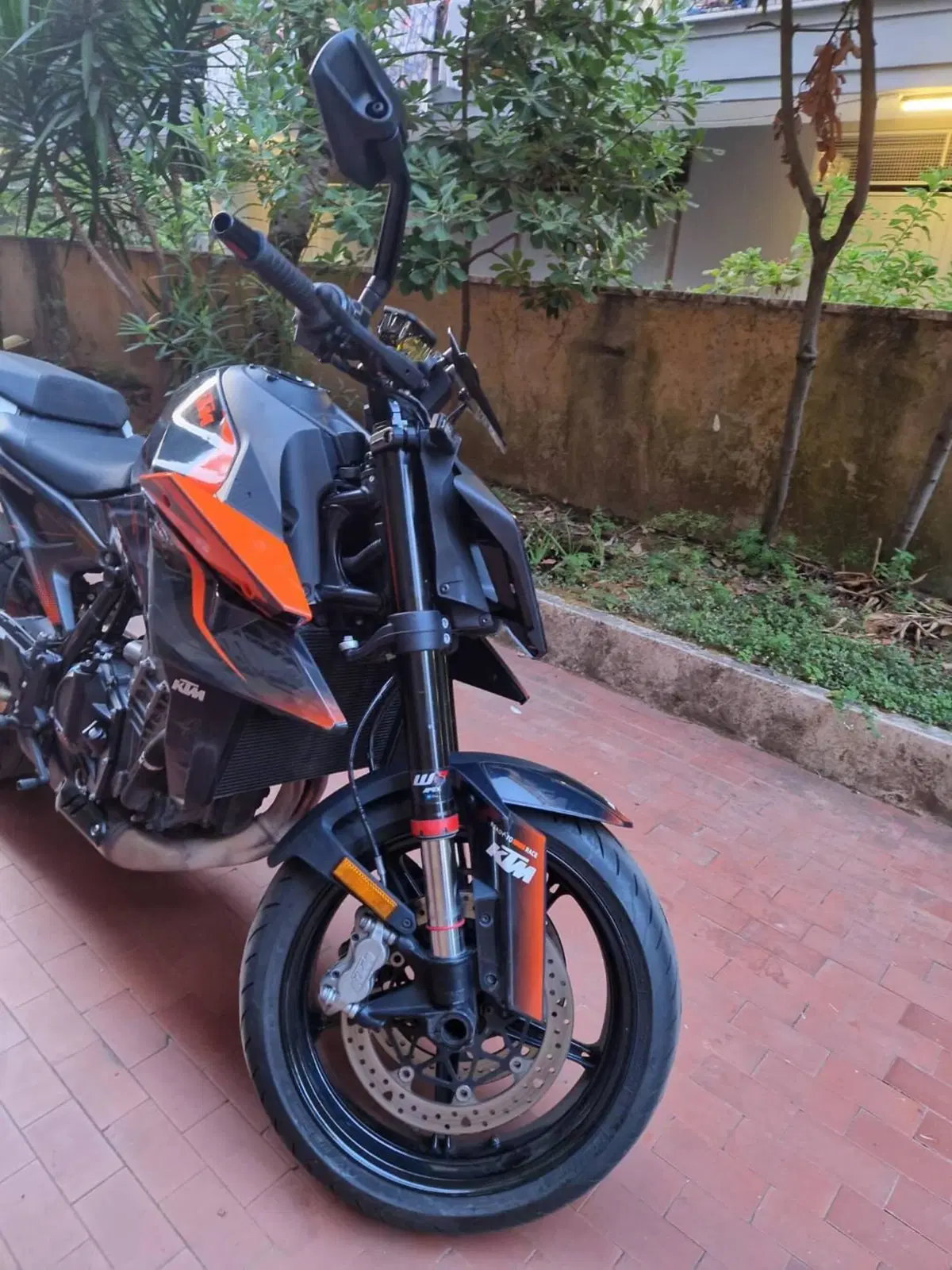 KTM 990 Duke (2024 - 26) (5)