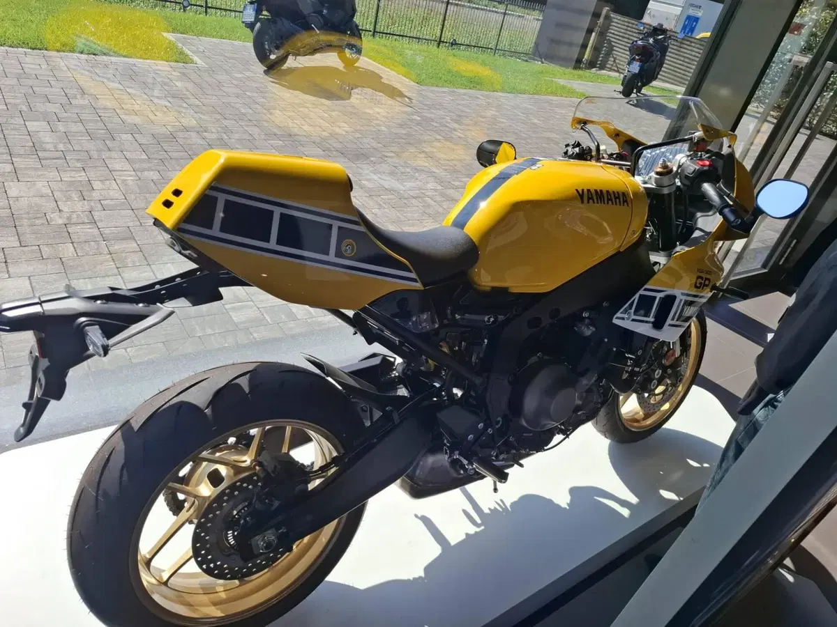 Yamaha XSR 900 GP (2024 - 26) (2)