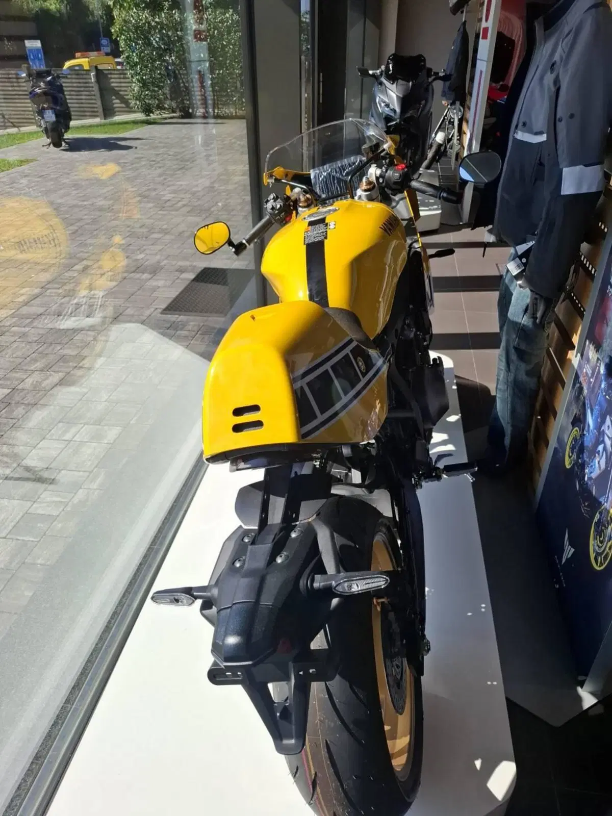 Yamaha XSR 900 GP (2024 - 26) (3)