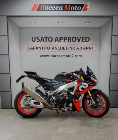 Aprilia Tuono V4 Factory (2021 - 24) usata
