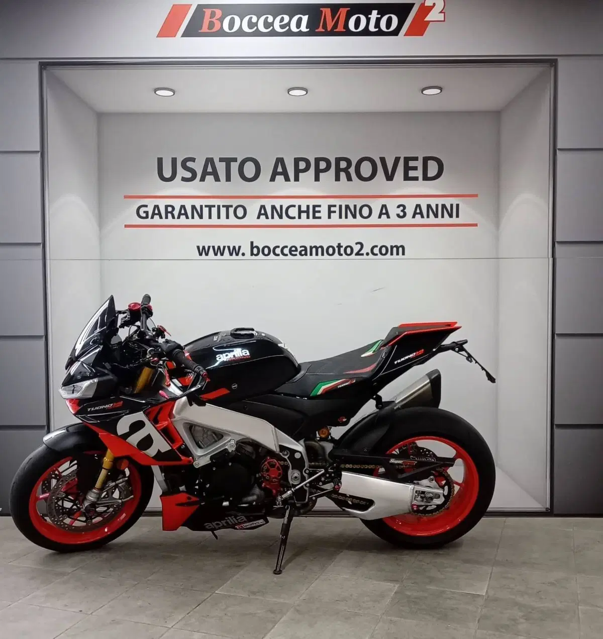 Aprilia Tuono V4 Factory (2021 - 24) (4)