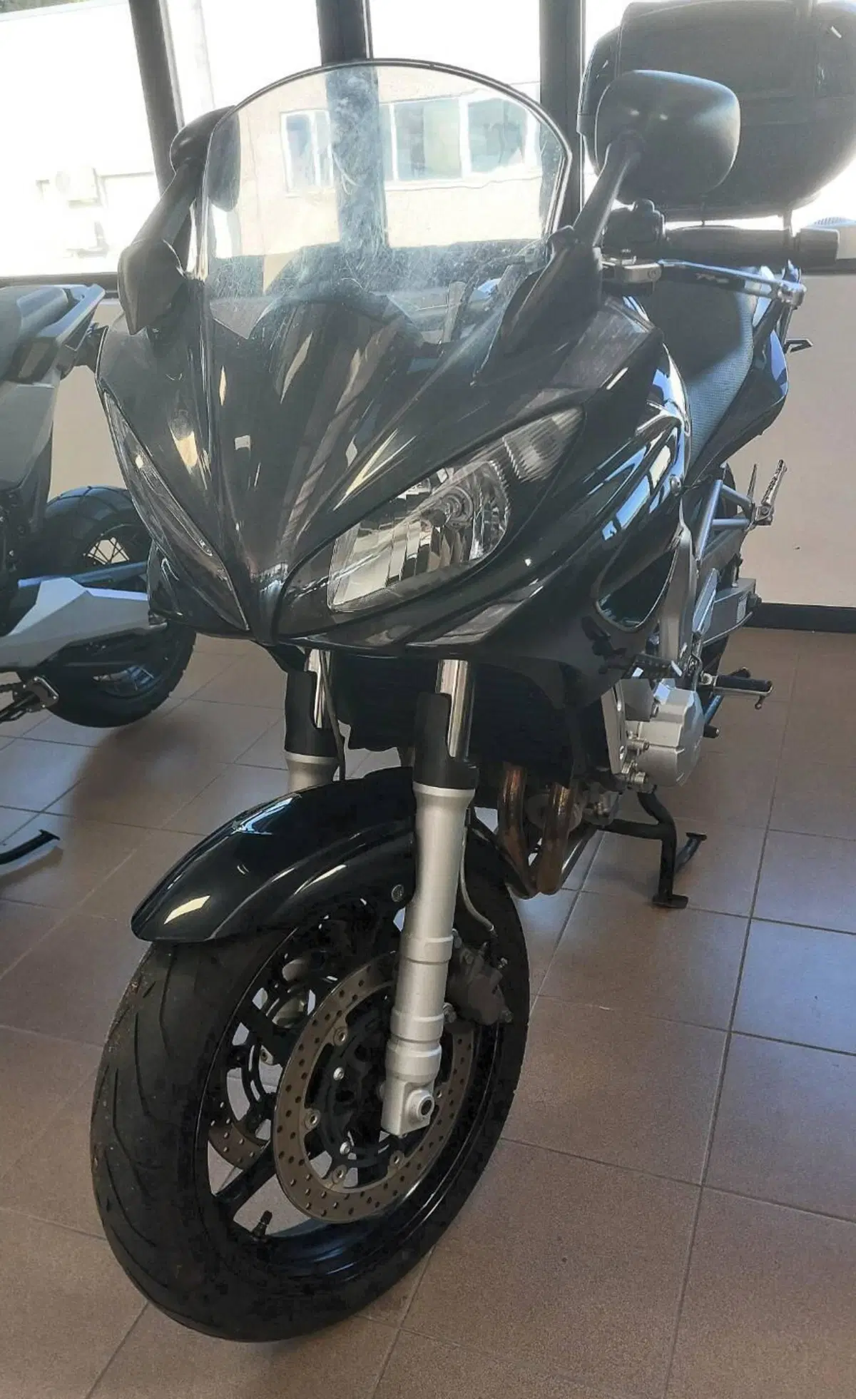 Yamaha FZ6 (2004 - 07) (4)