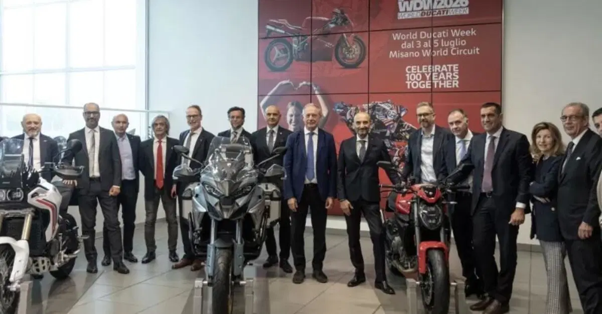 Ducati, Urso in visita a Borgo Panigale