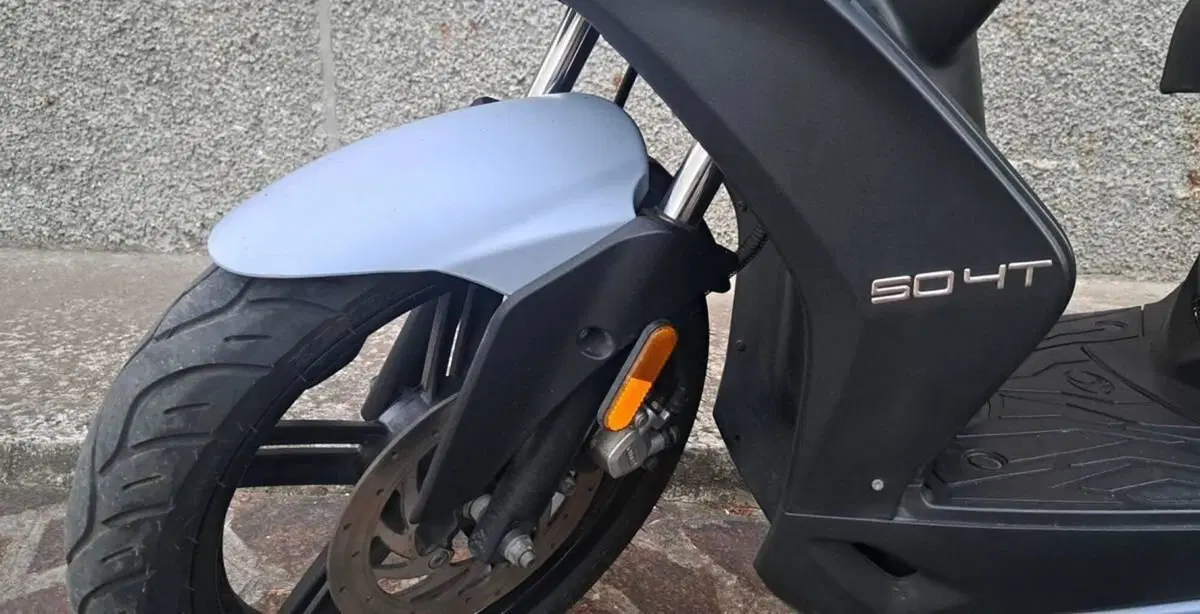 Kymco Agility 50 R16 + (2021 - 26) (7)