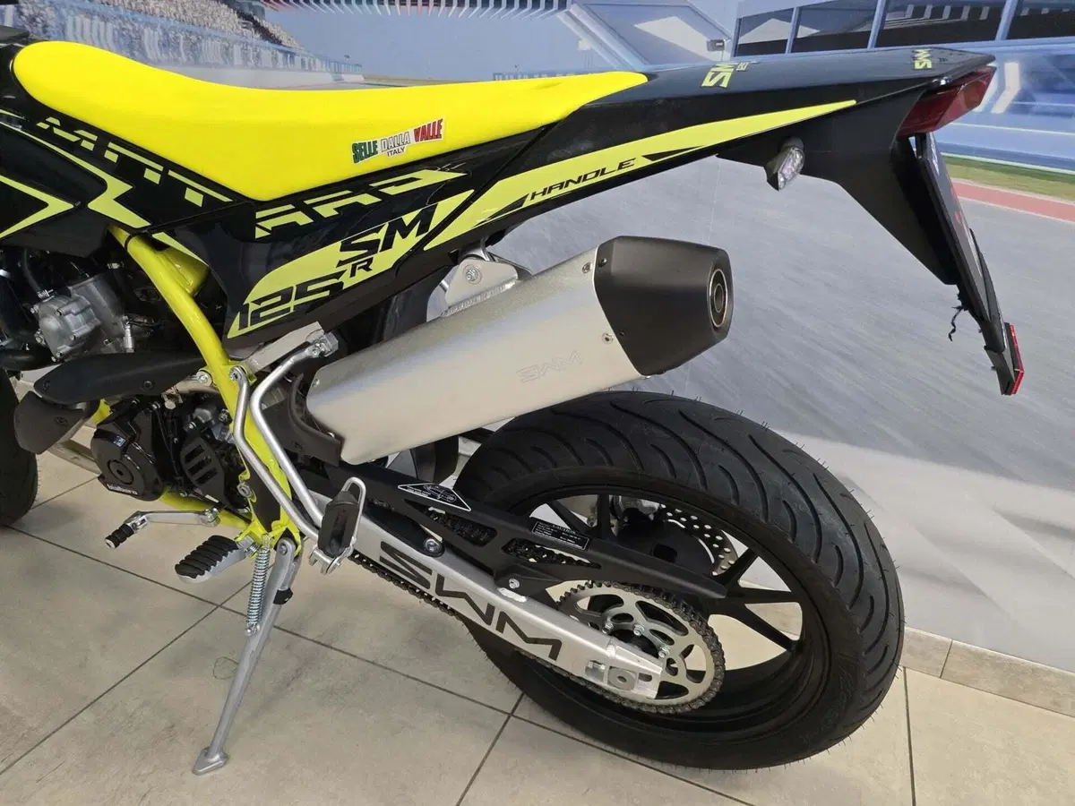 Swm SM 125 R (2025 - 26) (7)
