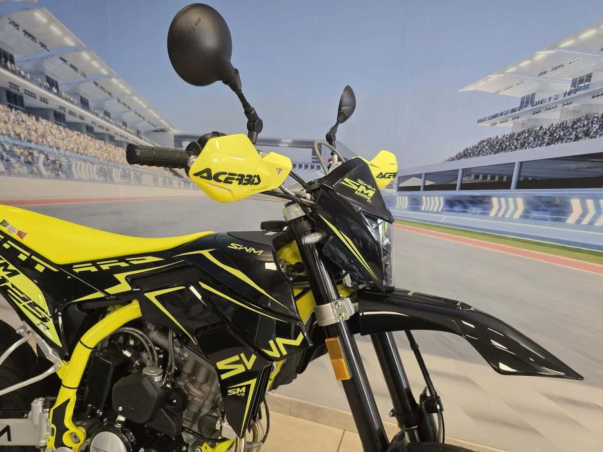 Swm SM 125 R (2025 - 26) (18)