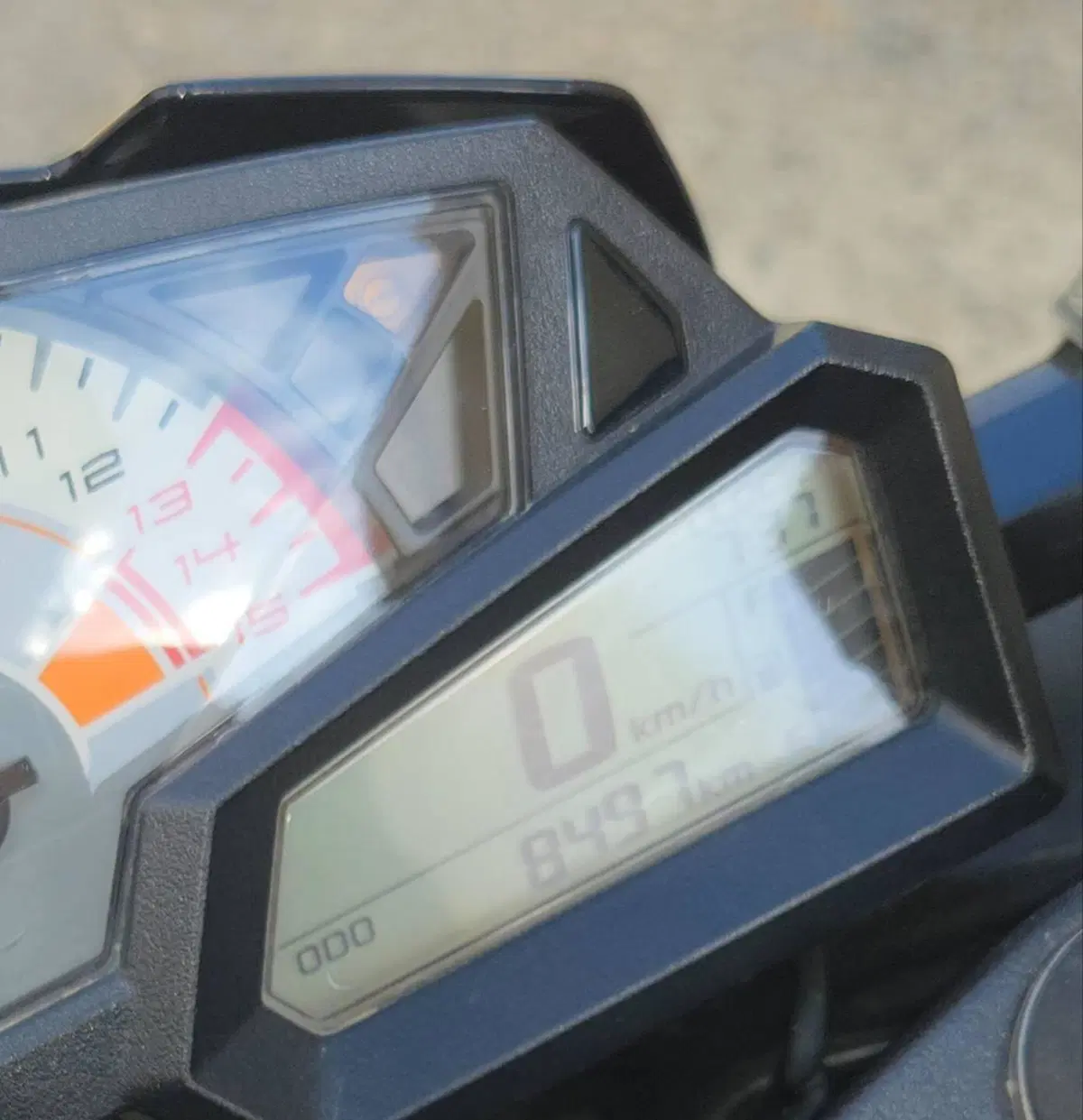 Kawasaki Z 300 ABS (2015 - 16) (7)