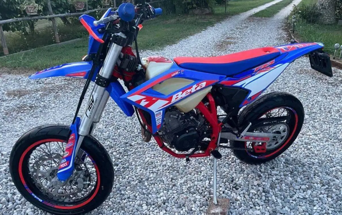 Betamotor RR 125 4T Motard R (2023 - 24) (4)