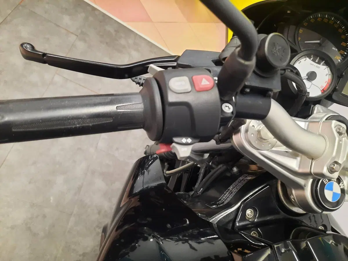 Bmw F 800 R (2012 - 14) (13)