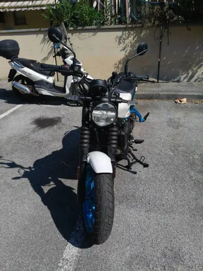 Royal Enfield Guerrilla 450 (2024 - 26) usata