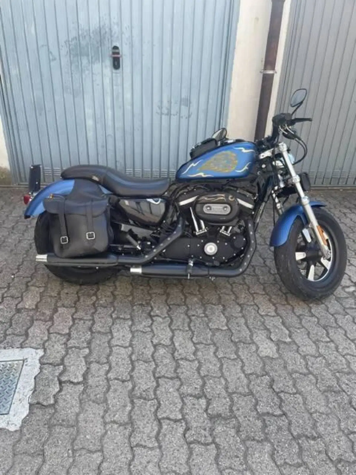 Harley-Davidson 1200 Custom CA (2013 - 17) - XL 1200CA (2)