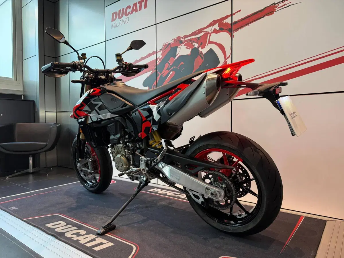 Ducati Hypermotard 698 Mono RVE (2024 - 26) (9)