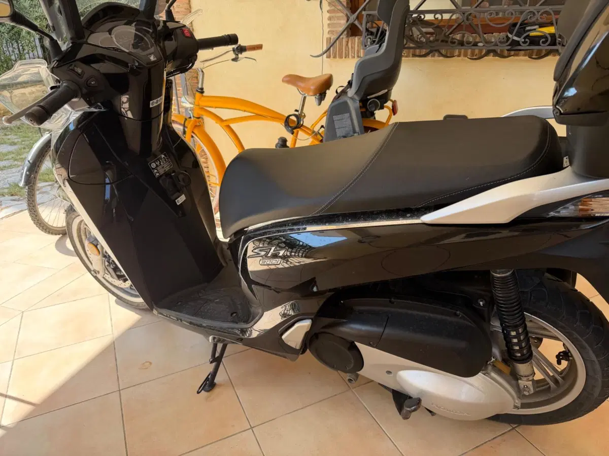 Honda SH 300 i ABS (2016 - 20) (5)