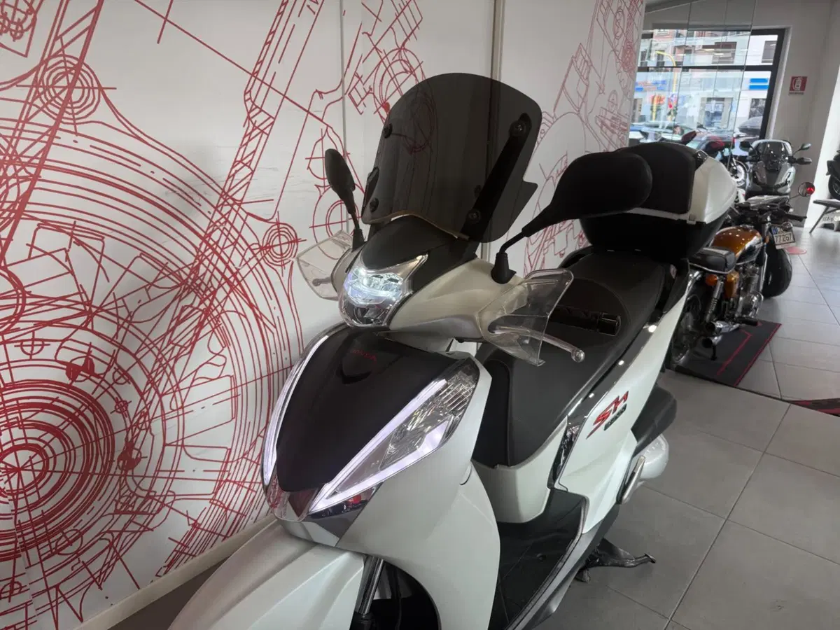 Honda SH 300 i ABS (2016 - 20) (14)