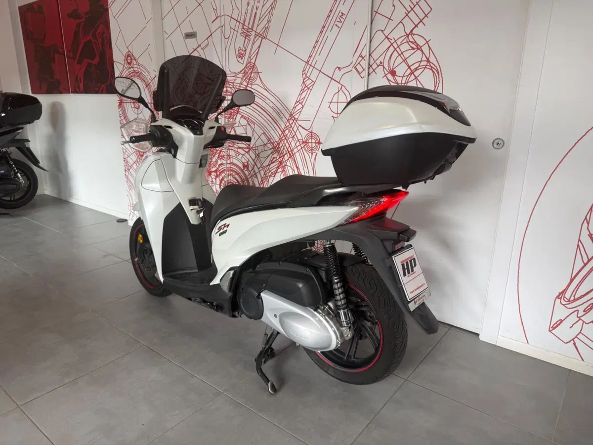Honda SH 300 i ABS (2016 - 20) (6)