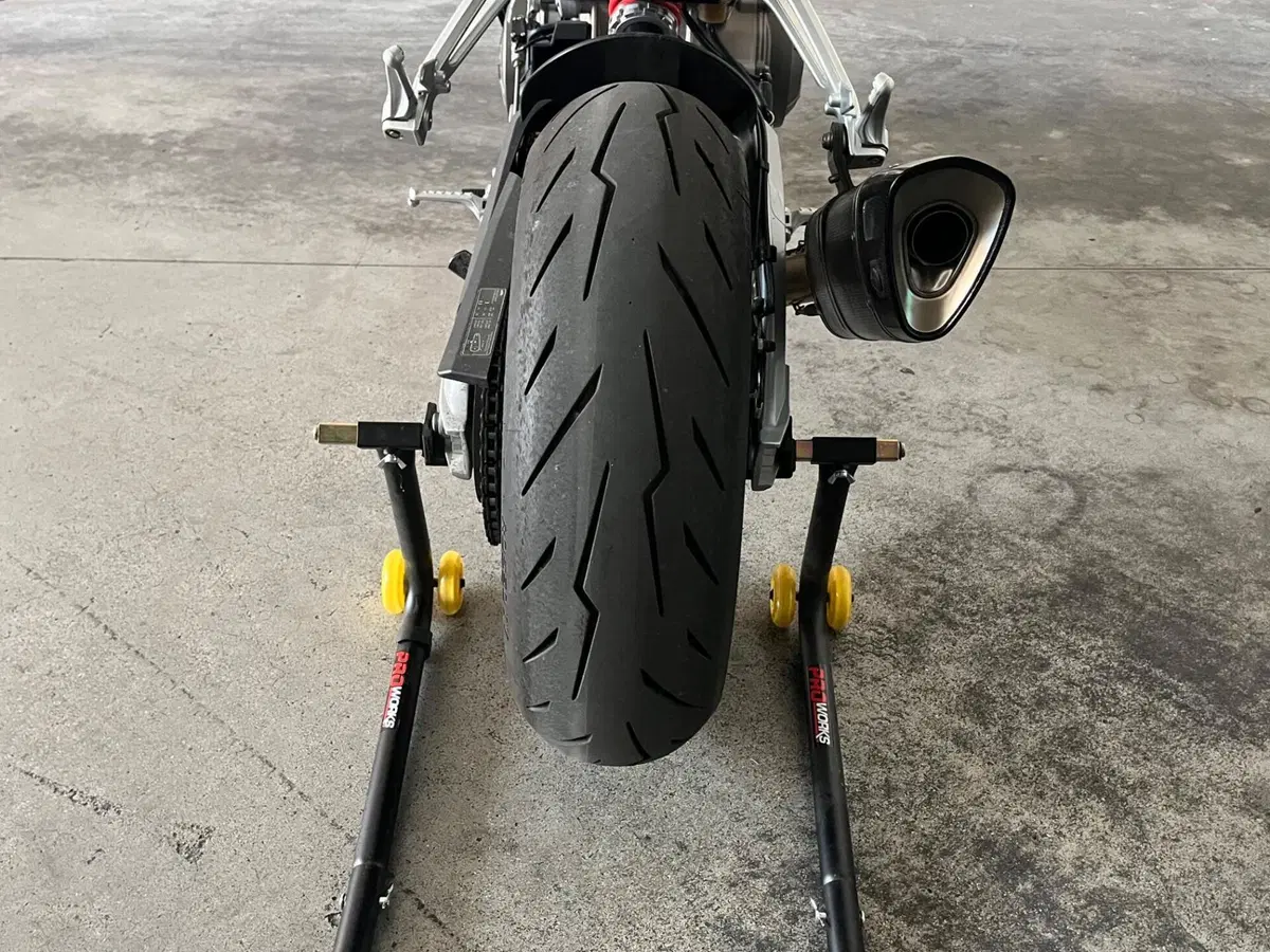 Aprilia RS 660 (2020 - 24) (11)