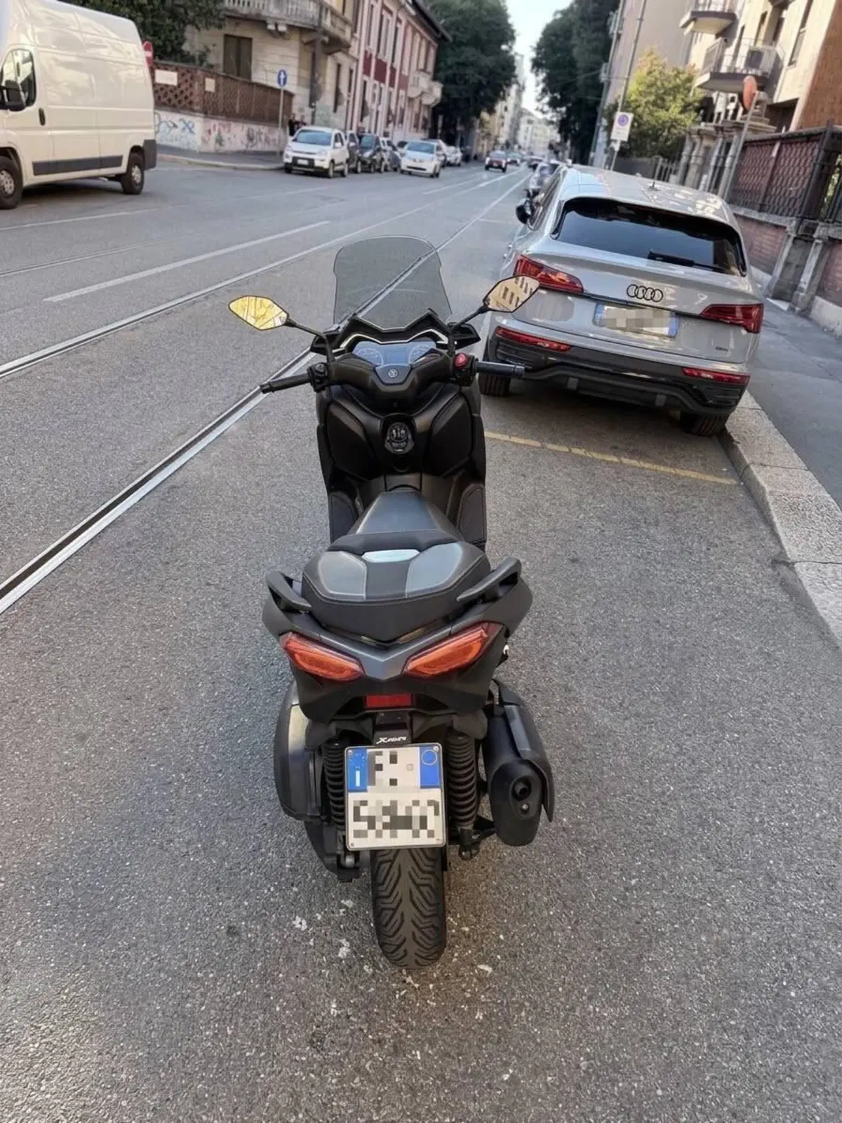 Yamaha X-Max 300 Roma Ed. MMXX (2020) (9)