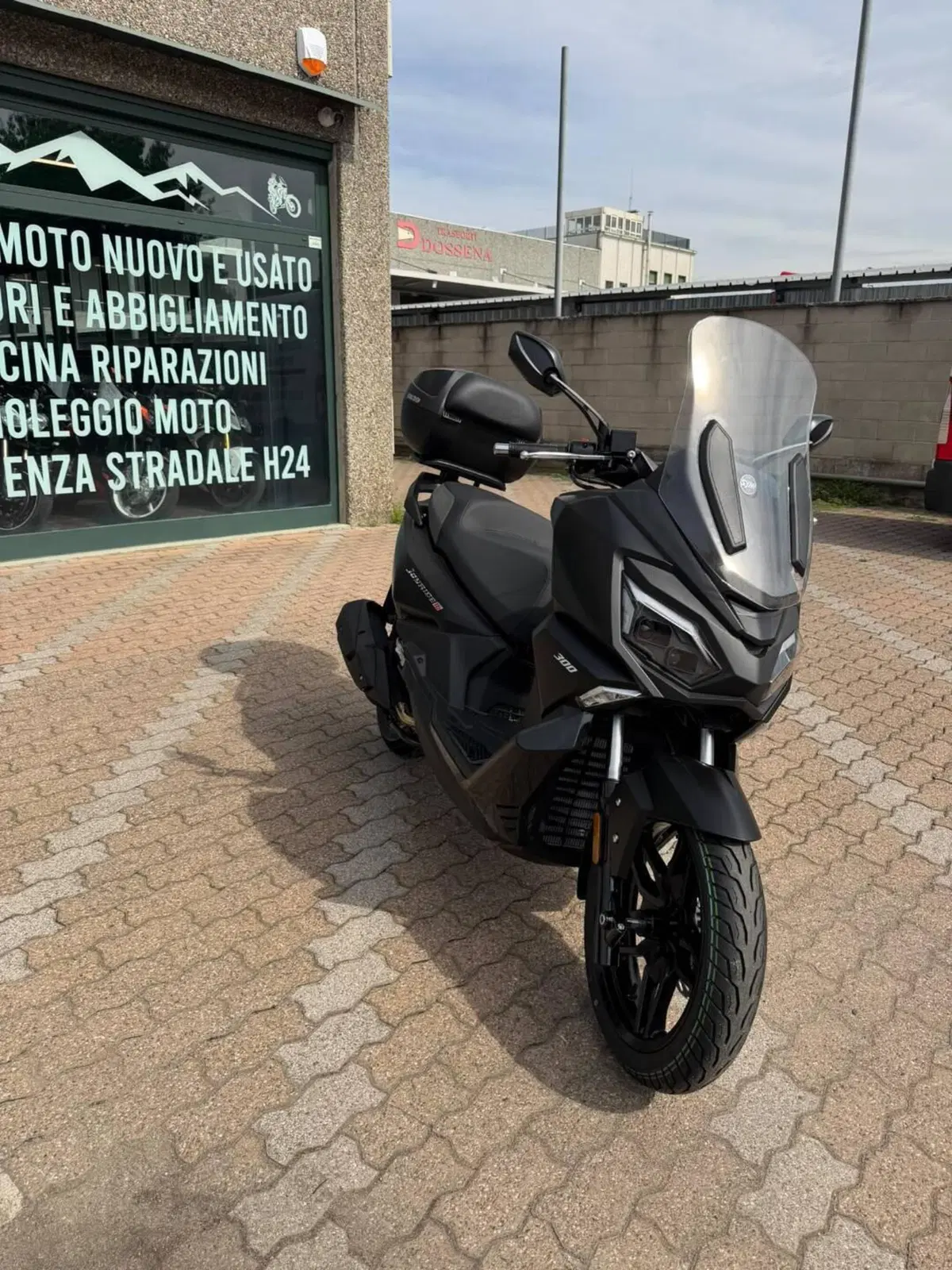 Sym Joyride 300 (2026) (2)