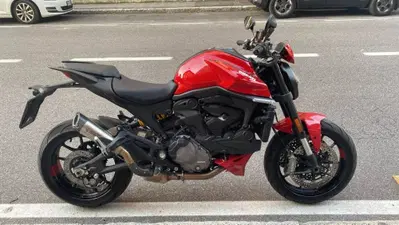 Ducati Monster 937 + (2021 - 25) usata