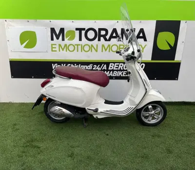 Vespa Primavera 50 2T (2014 - 17) usata
