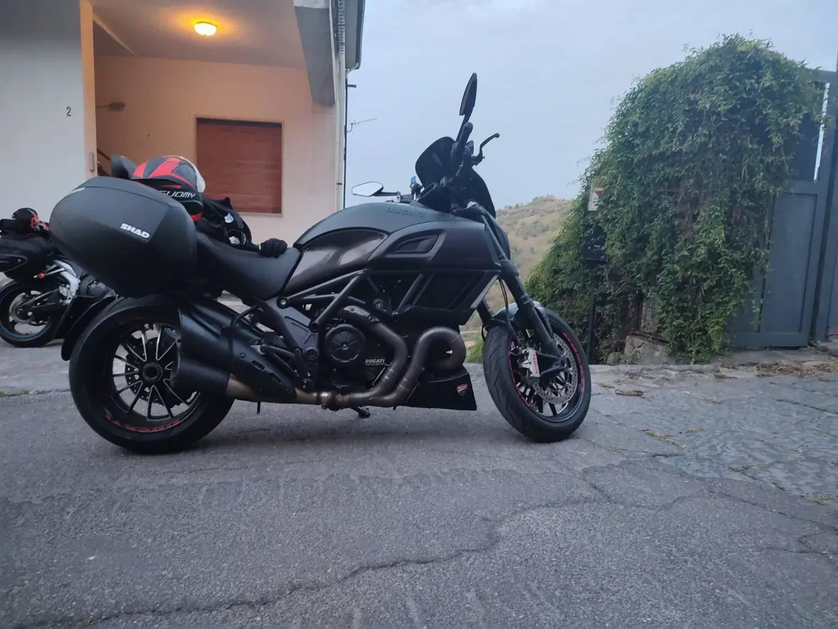 Ducati Diavel 1200 (2014 - 16) (4)
