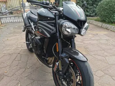 Triumph Speed Triple 1050 RS (2018 - 20) usata