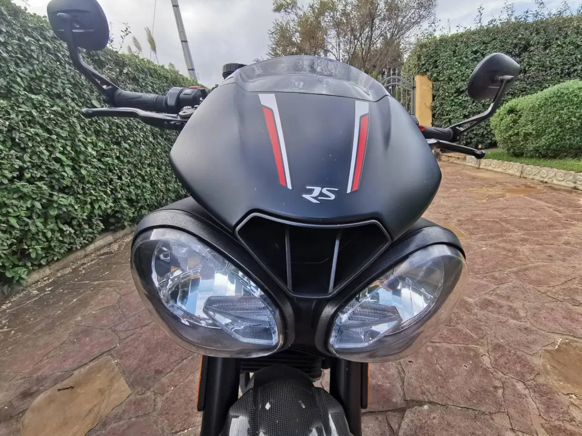 Triumph Speed Triple 1050 RS (2018 - 20) (5)
