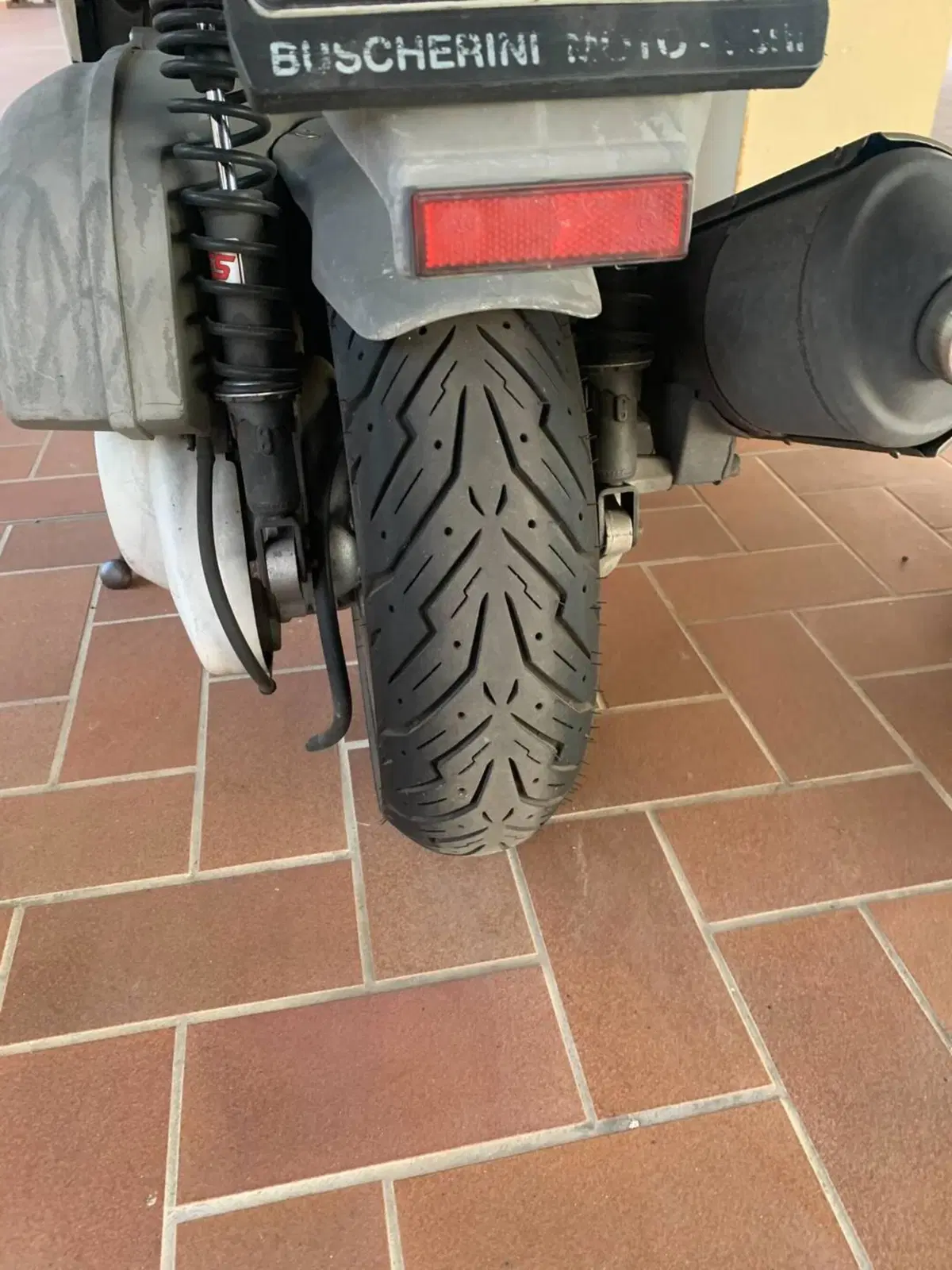 Aprilia Leonardo 250 (1999 - 02) (18)