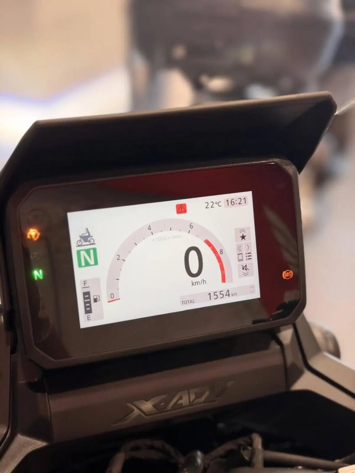 Honda X-ADV 750 (2025 - 27) (4)