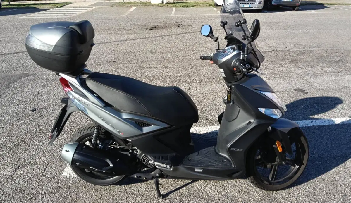 Kymco Agility 200i R16 + (2021 - 25) (3)