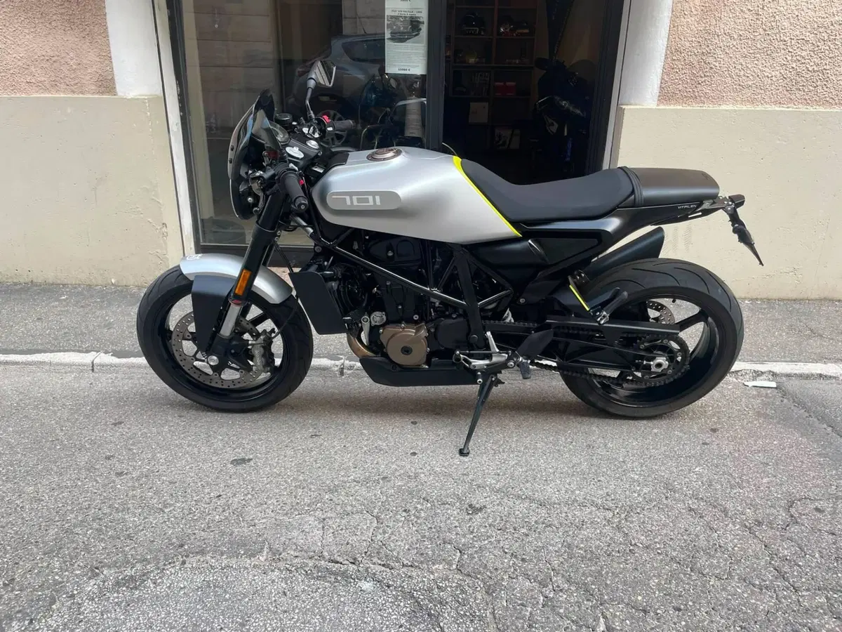 Husqvarna Vitpilen 701 (2018 - 19) (2)