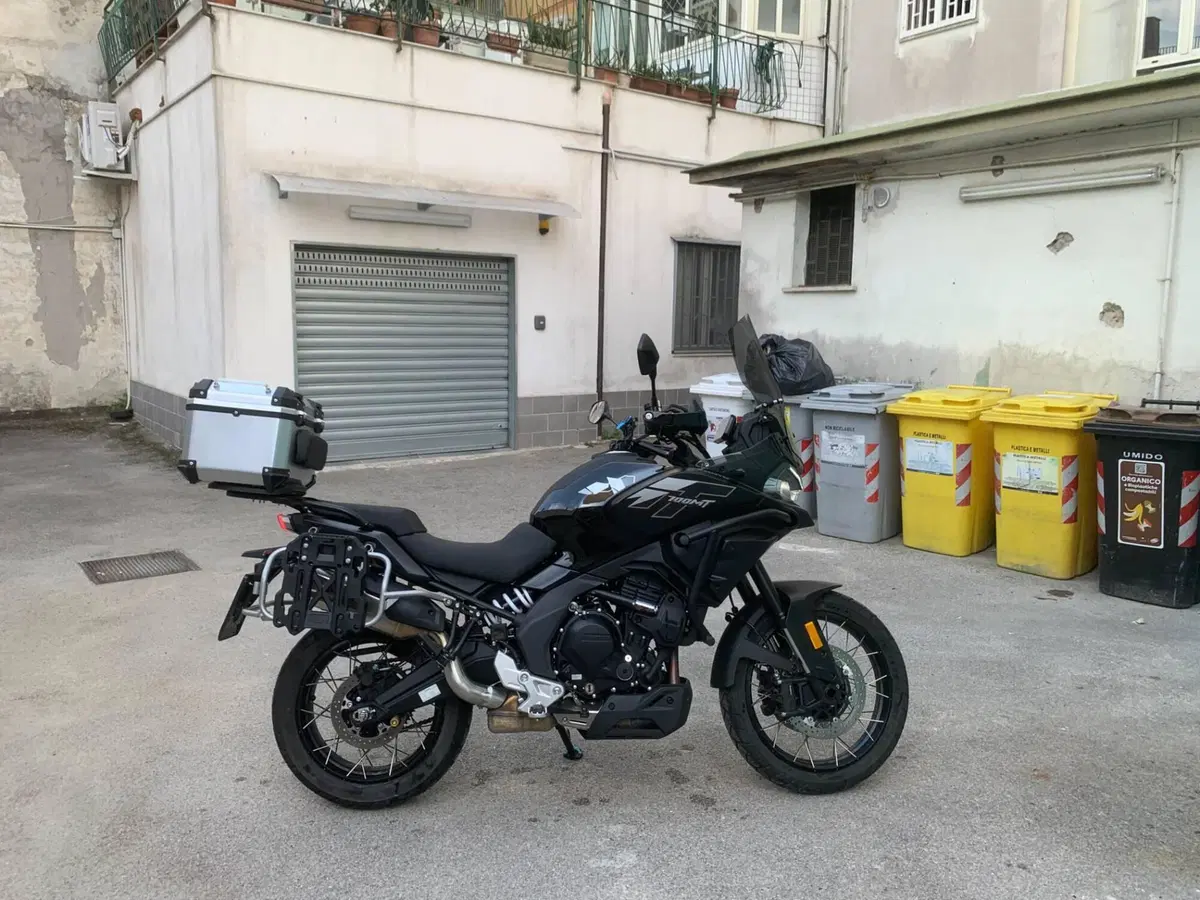 CFMOTO 700MT Adventure (2025 - 26) (2)