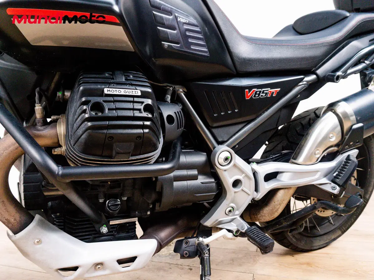 Moto Guzzi V85 TT (2019 - 20) (9)