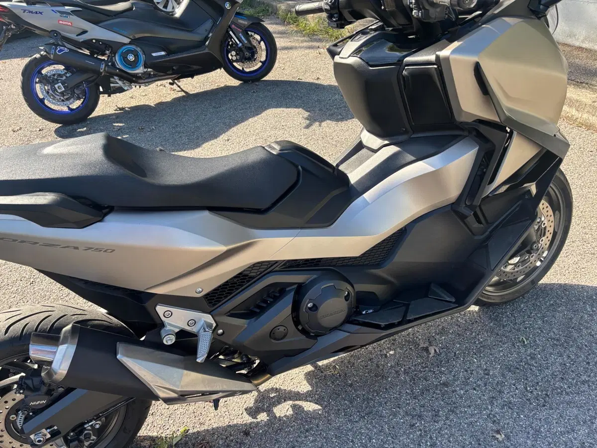 Honda Forza 750 (2025 - 26) (3)