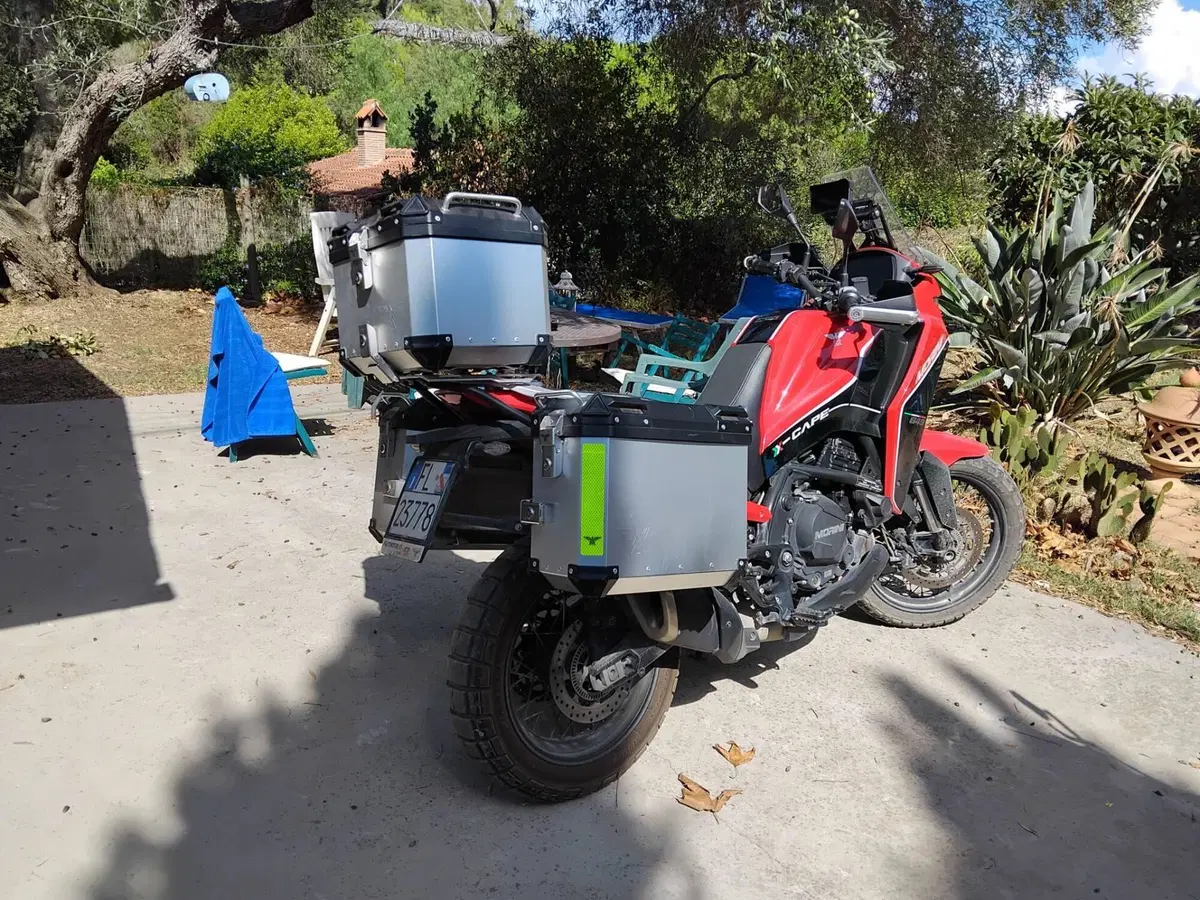 Moto Morini X-Cape 650 (2021 - 26) (3)