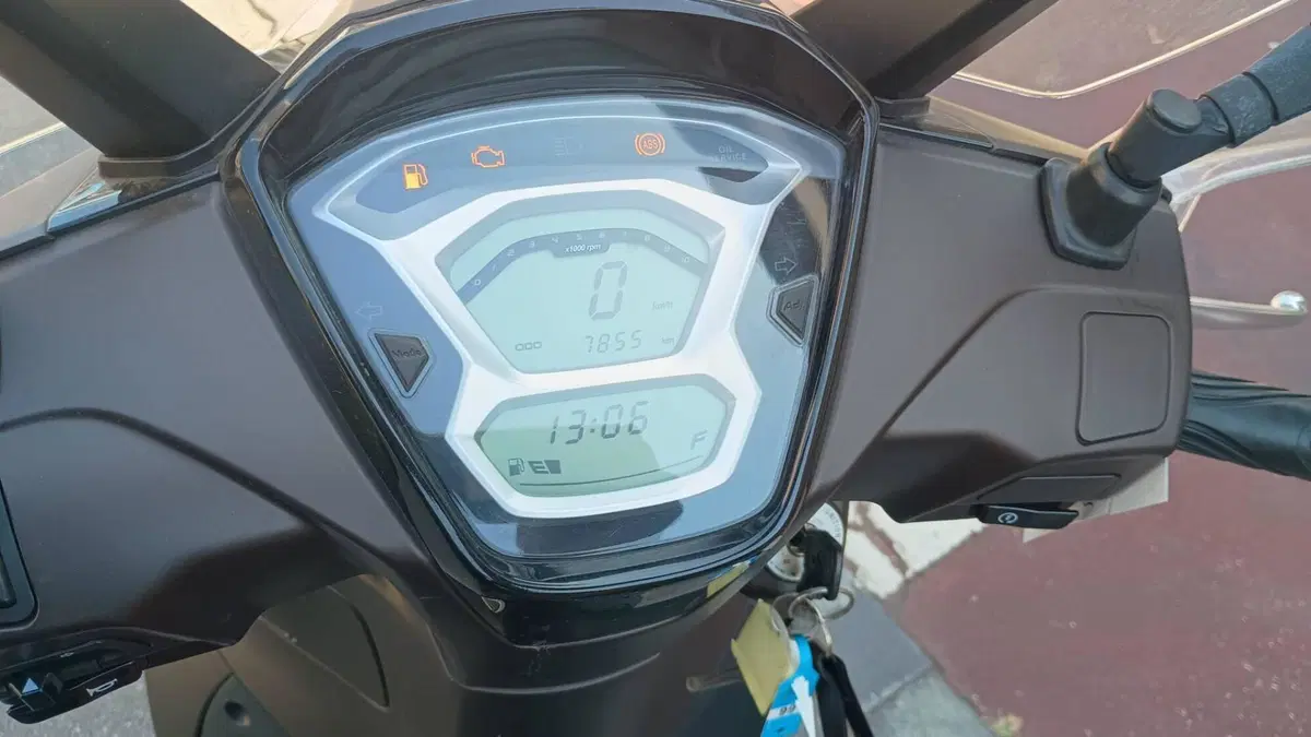 Kymco People 200i S (2021 - 26) (7)