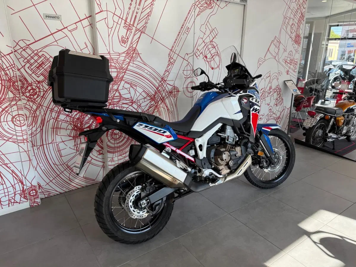 Honda Africa Twin CRF 1100L Urban DCT (2022 - 23) (3)