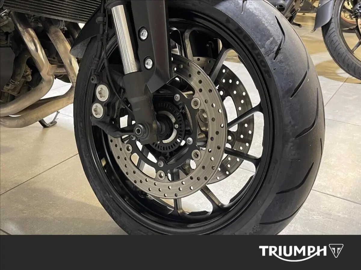 Yamaha MT-09 (2017 - 20) (6)
