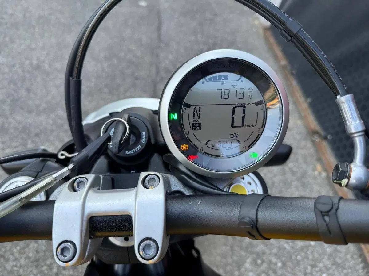 Ducati Scrambler 800 Full Throttle (2017 - 21) (16)