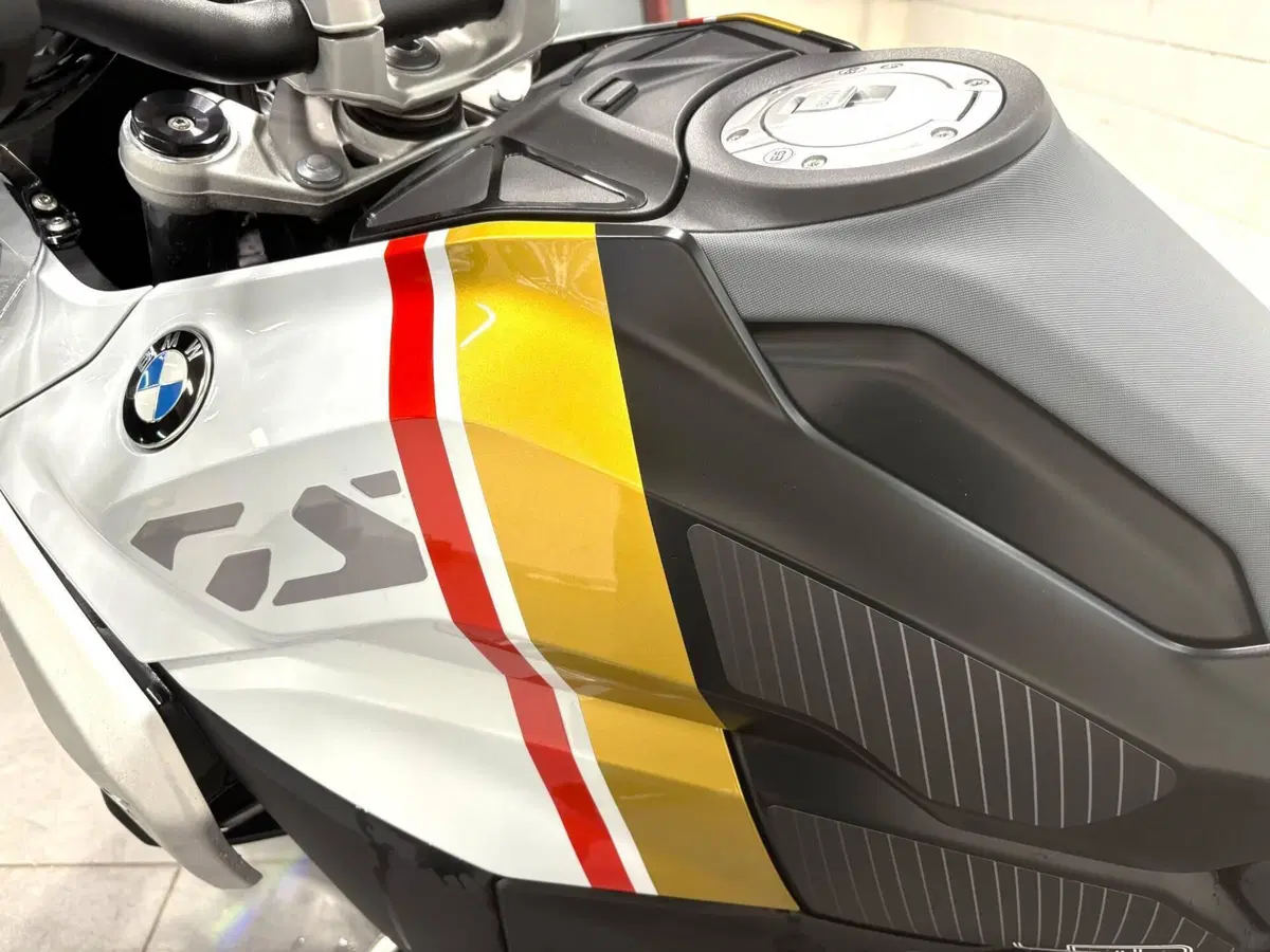 Bmw R 1300 GS (2023 - 26) (3)